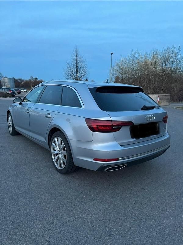 Gebraucht Audi A4 Ambiente 231 PS (169 kW) 2019 Silber Kombi