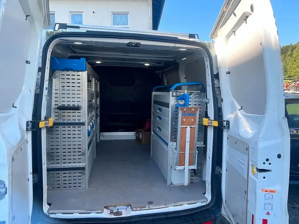 Gebraucht Ford Transit Custom 150 PS (110 kW) 2018 Weiß Van / Kleinbus