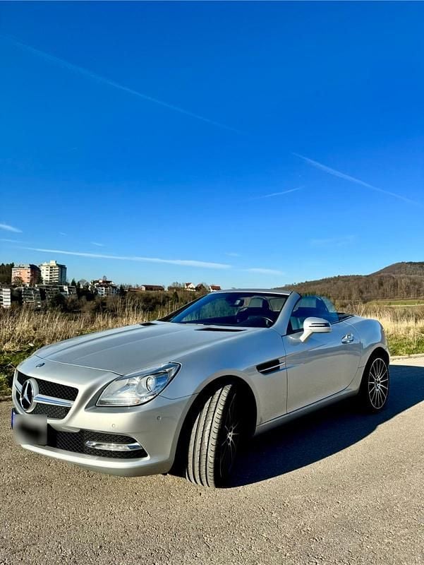 Gebraucht Mercedes SLK200 184 PS (135 kW) 2011 Silber Cabrio