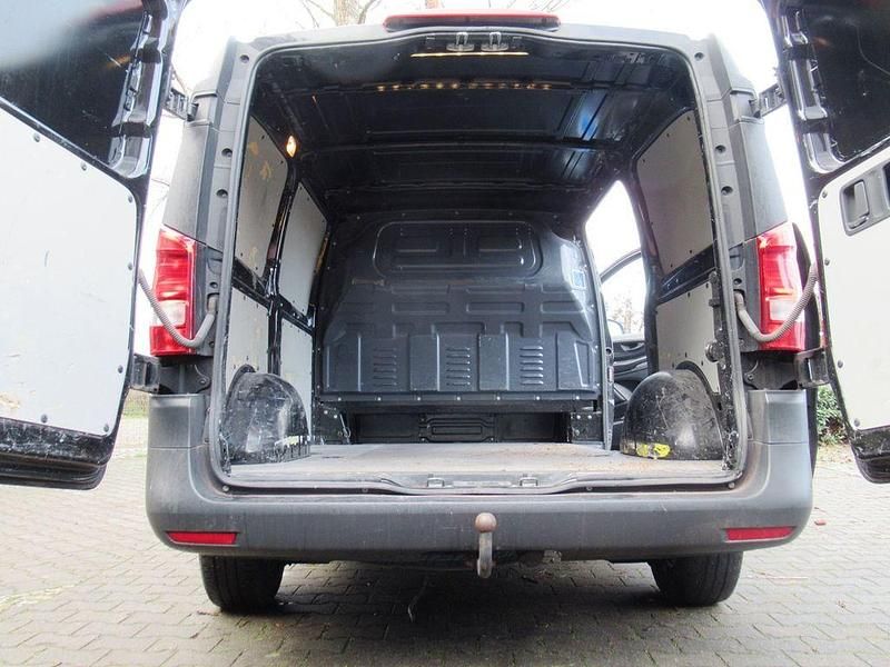 Gebraucht Mercedes Vito 136 PS (100 kW) 2018 Schwarz Van