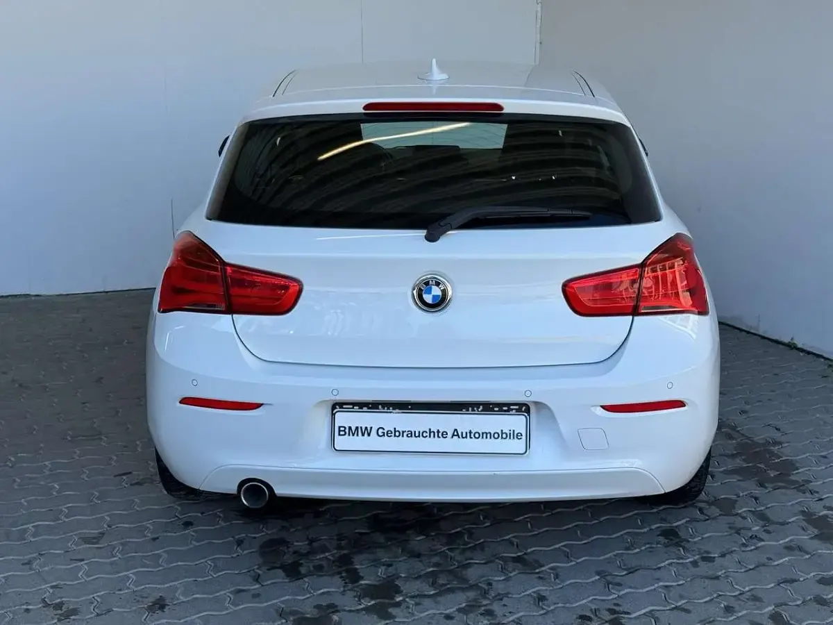 Gebraucht BMW 116 Advantage 116 PS (85 kW) 2017 Weiß Kleinwagen