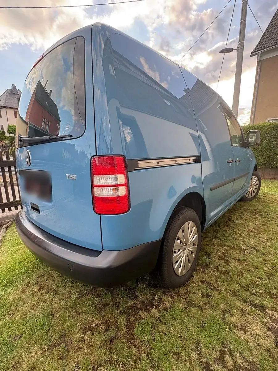 Gebraucht VW Caddy 86 PS (63 kW) 2014 Blau Van / Kleinbus