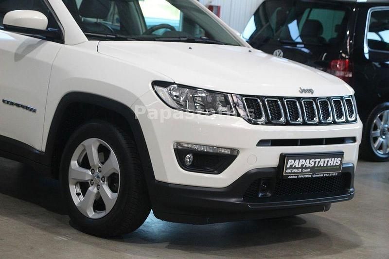 Gebraucht Jeep Compass Longitude 140 PS (102 kW) 2018 Weiß SUV