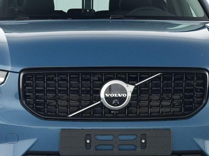 Gebraucht Volvo XC40 Plus 197 PS (144 kW) 2025 Blau SUV