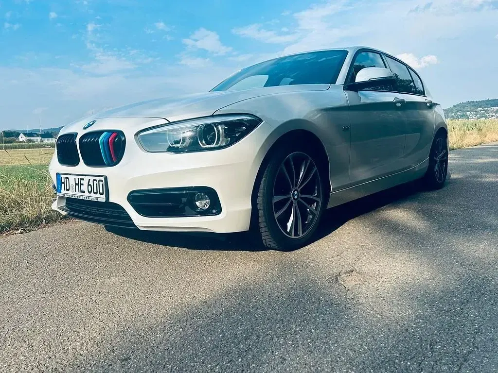 Gebraucht BMW 120 Sport Line 184 PS (135 kW) 2017 Weiß Limousine