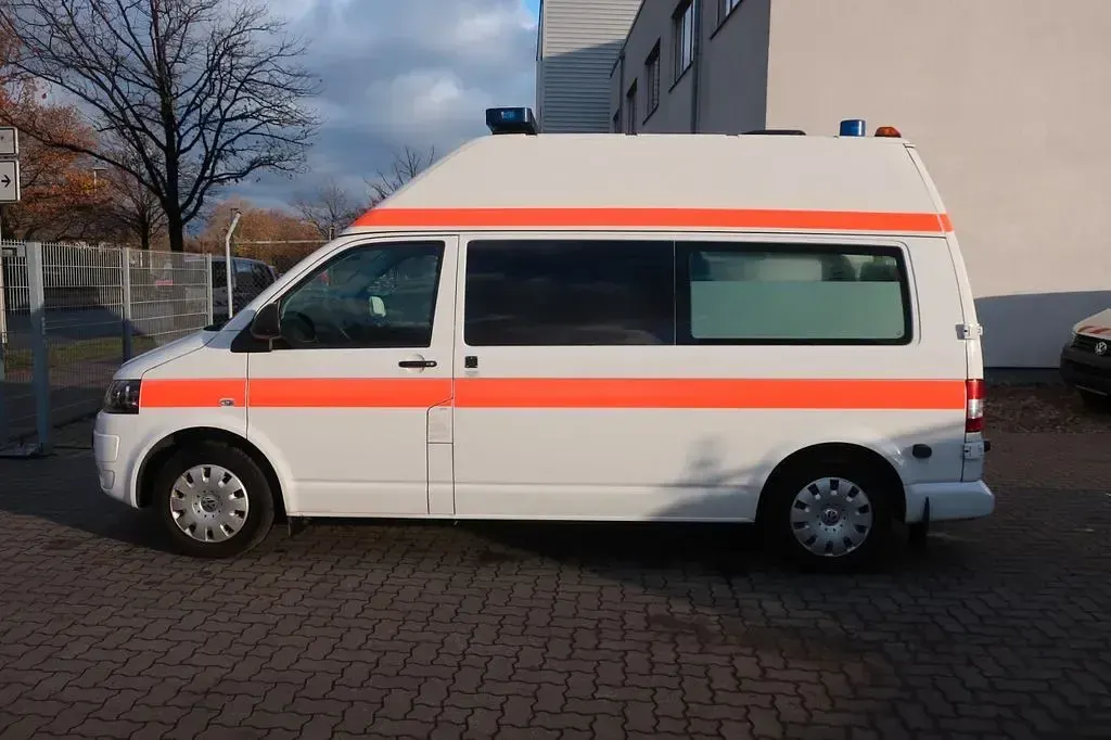 Usado VW Transporter 140 HP (102 kW) 2015 Branco Van