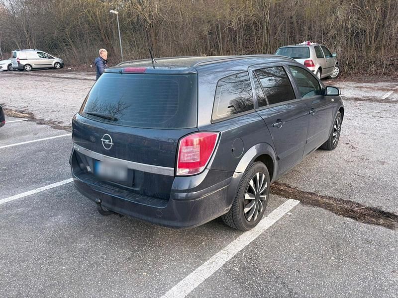 Gebraucht Opel Astra 90 PS (66 kW) 2007 Andere farben Kombi