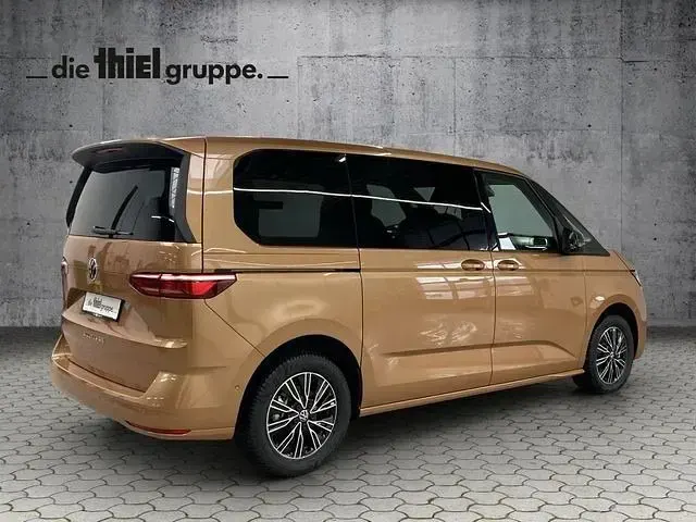 Gebraucht VW Multivan Life 150 PS (110 kW) 2025 Sonstige Van / Kleinbus