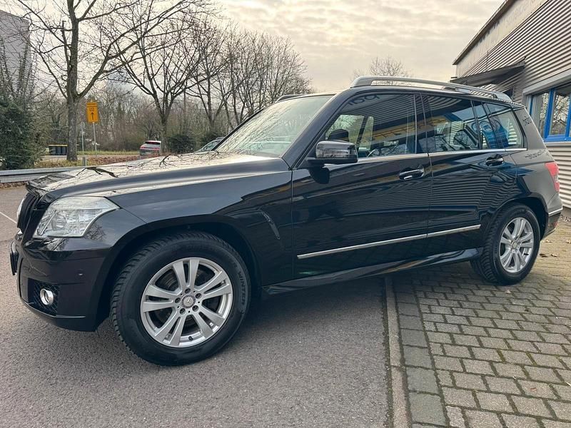 Gebraucht Mercedes GLK320 224 PS (164 kW) 2009 Schwarz SUV