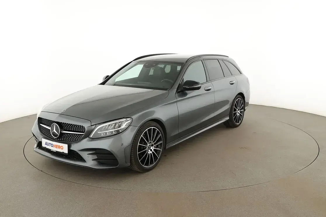 Gebraucht Mercedes C300 AMG line 258 PS (189 kW) 2019 Kombi