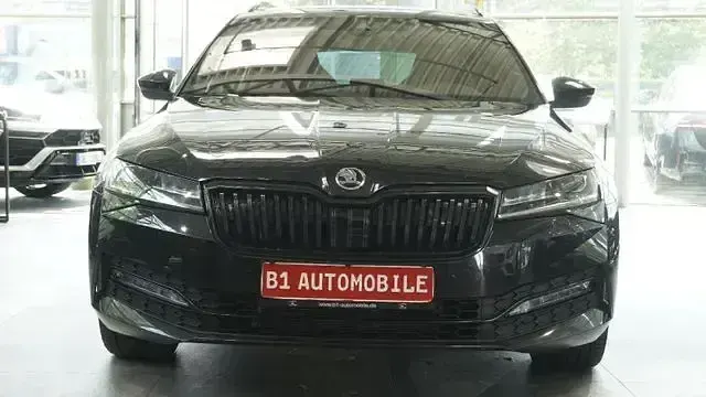 Gebraucht Skoda Superb SportLine 200 PS (147 kW) 2023 Schwarz Kombi