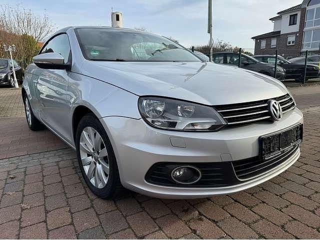 Reflexsilber Gebraucht 2013 VW Eos Basis Cabrio | 6.850 € (Guter Preis) - Bild 1/4