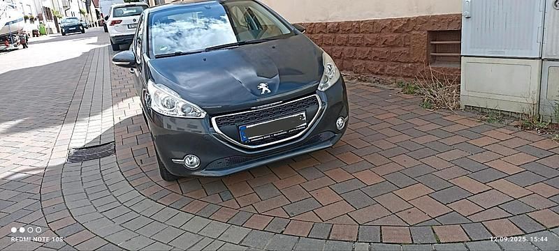 Gebraucht 2012 Peugeot 208 Kleinwagen | 3.999 € (Guter Preis) - Bild 1/4