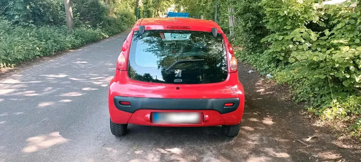 Gebraucht Peugeot 107 68 PS (50 kW) 2005 Rot Kleinwagen