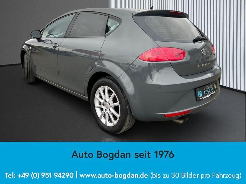 Gebraucht Seat Leon Style 125 PS (91 kW) 2010 Grau Kleinwagen