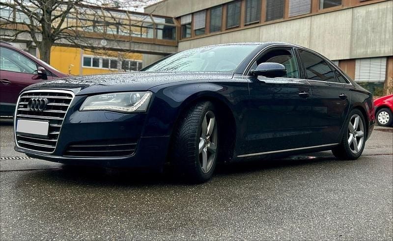 Gebraucht Audi A8 Comfort 250 PS (183 kW) 2011 Blau Limousine