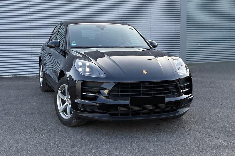 Gebraucht Porsche Macan 245 PS (180 kW) 2021 Schwarz SUV