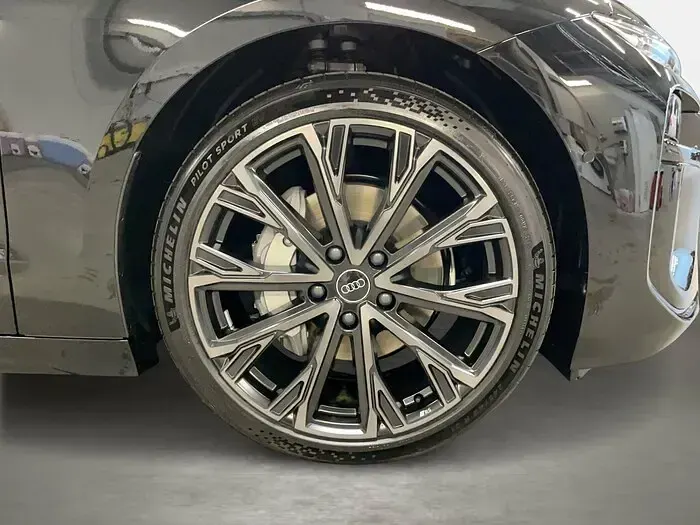 Brugt Audi A6 e-tron Performance 269 kW (367 HK) 2025 Grå Stationcar