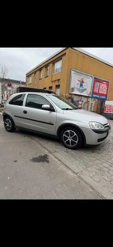 Silber Gebraucht 2002 Opel Corsa Kleinwagen | 1.550 € (Fairer Preis) - Bild 1/4