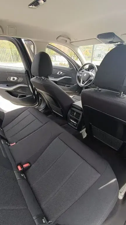 Gebraucht BMW 320 Advantage 190 PS (139 kW) 2020 Grau Kombi