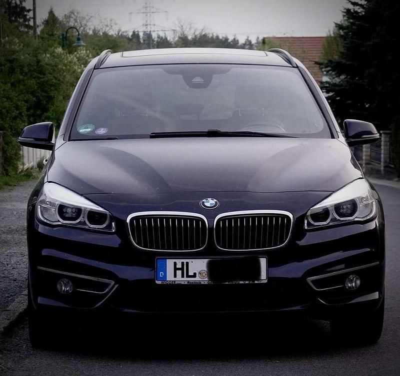 Gebraucht BMW 218 Luxury Line 136 PS (100 kW) 2016 Blau Van / Kleinbus