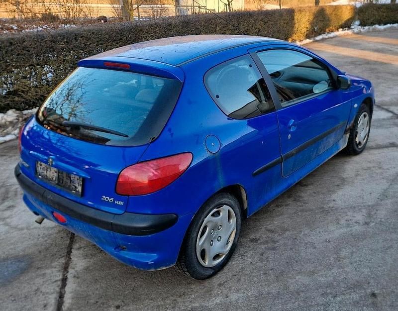 Gebraucht Peugeot 206 68 PS (50 kW) 2002 Blau Kleinwagen