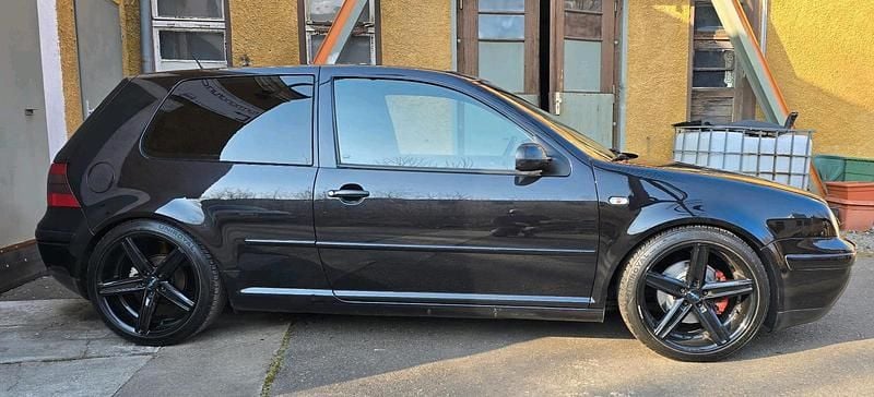 Gebraucht VW Golf IV GTI 150 PS (110 kW) 2000 Schwarz Kleinwagen