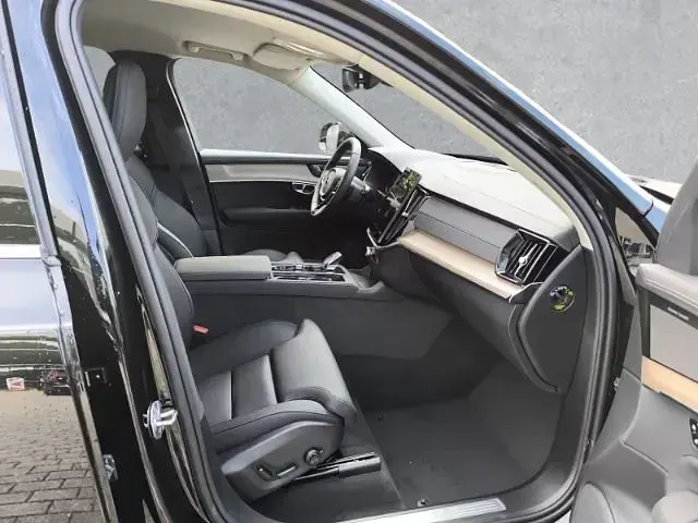 Gebraucht Volvo XC90 Plus 455 PS (334 kW) 2025 Schwarz SUV