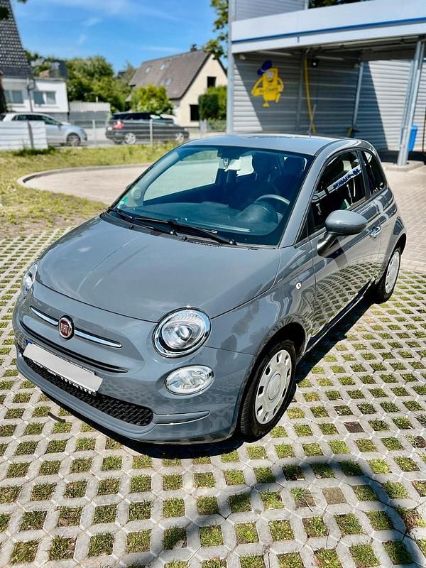 Grau Gebraucht 2018 Fiat 500 Kleinwagen | 11.300 € (Fairer Preis) - Bild 1/4