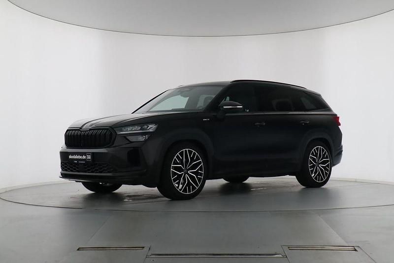 Schwarzmagic perleffekt Gebraucht 2024 Skoda Kodiaq SportLine SUV | 51.890 € (Etwas zu teuer) - Bild 1/4