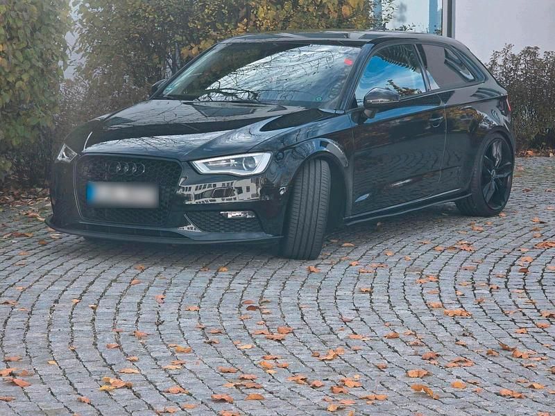 Gebraucht Audi A3 122 PS (89 kW) 2014 Schwarz Kleinwagen