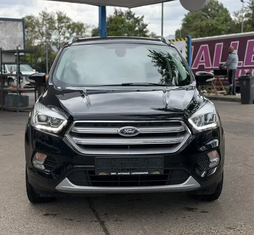 Gebraucht Ford Kuga Cool & Connect 150 PS (110 kW) 2018 Schwarz SUV