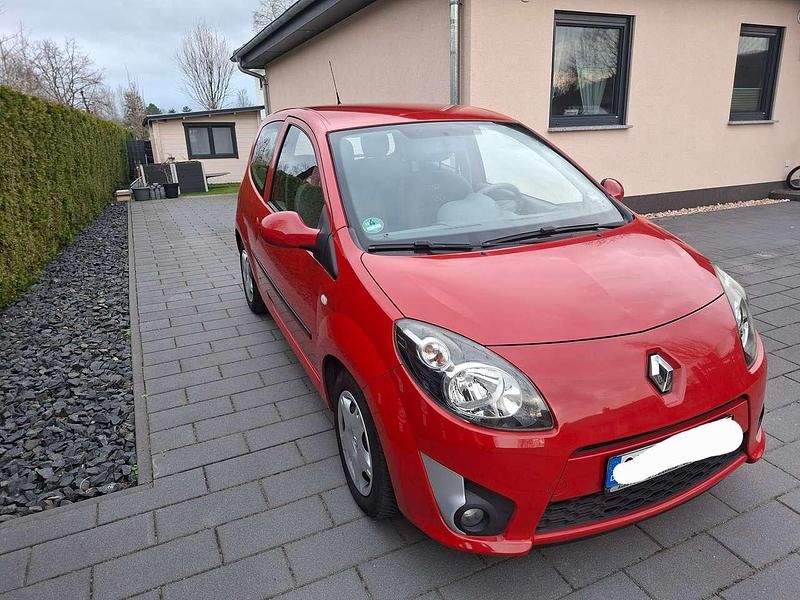 Gebraucht Renault Twingo 76 PS (55 kW) 2009 Rot Kleinwagen