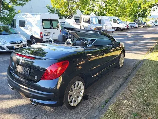 Gebraucht Peugeot 207 CC Premium 120 PS (88 kW) 2009 Schwarz Cabrio