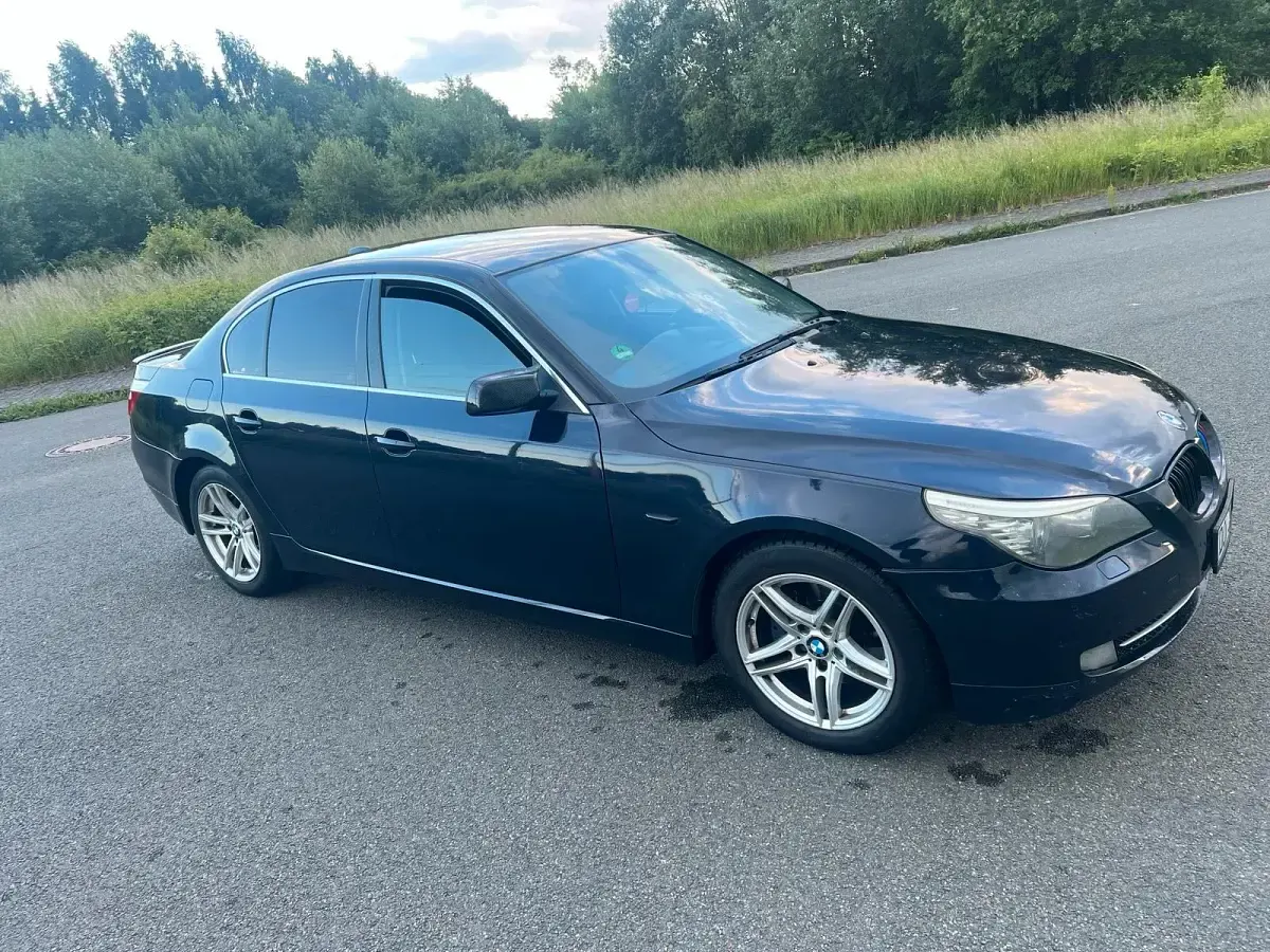 Gebraucht BMW 525 197 PS (144 kW) 2008 Limousine