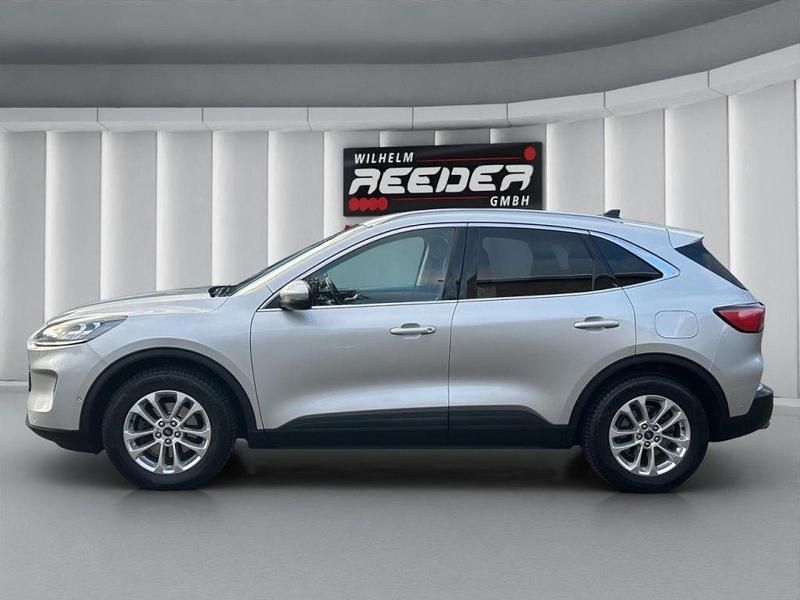 Używany Ford Kuga Titanium 190 KM (139 kW) 2020 Srebrny SUV