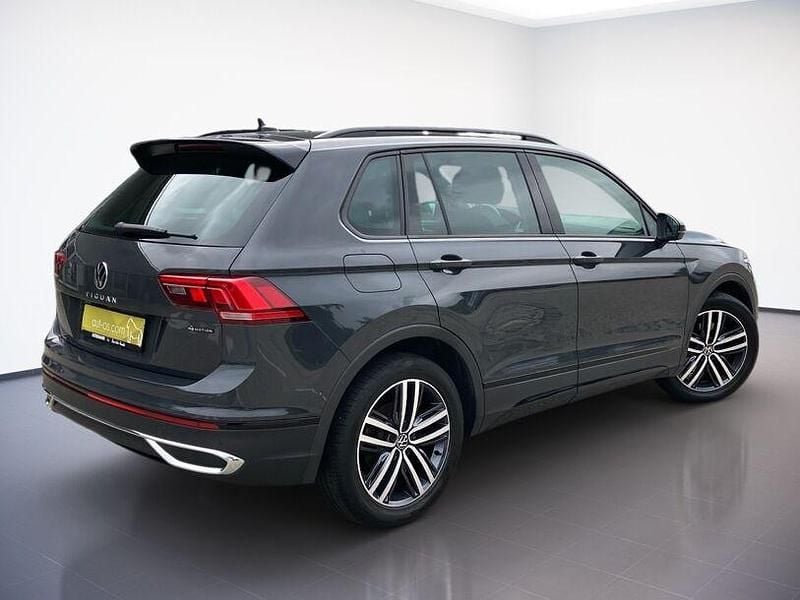 Gebraucht VW Tiguan Sport 200 PS (147 kW) 2022 Uranograu SUV