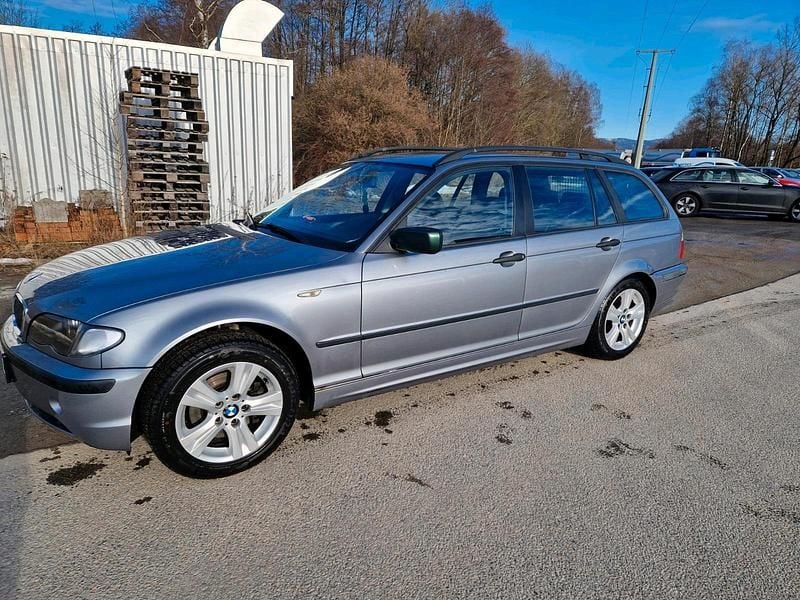 Gebraucht BMW 320 150 PS (110 kW) 2004 Grau Kombi
