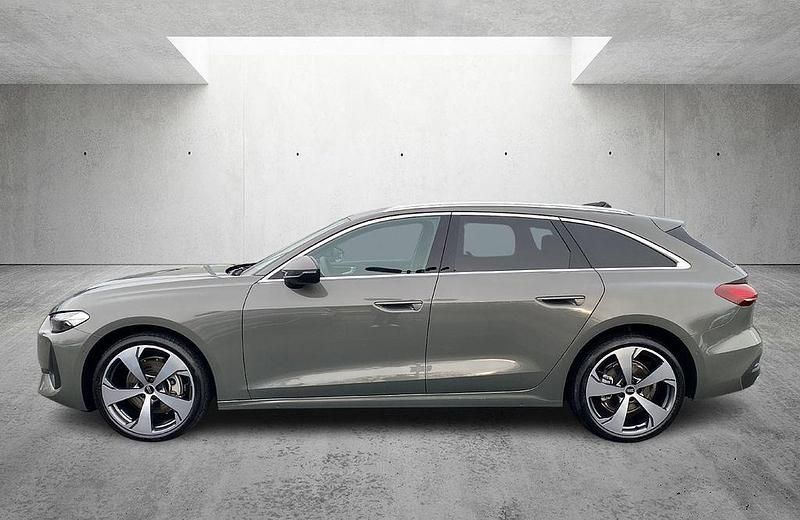 Gebraucht Audi A5 Ambiente 204 PS (150 kW) 2025 Grau Kombi