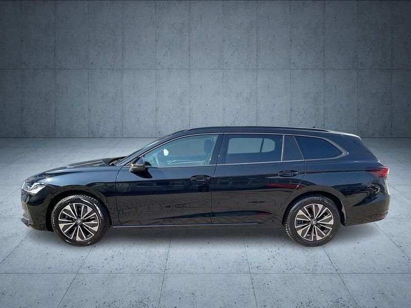 Gebraucht Skoda Superb Selection 265 PS (194 kW) 2025 Onyxschwarz metallic Kombi