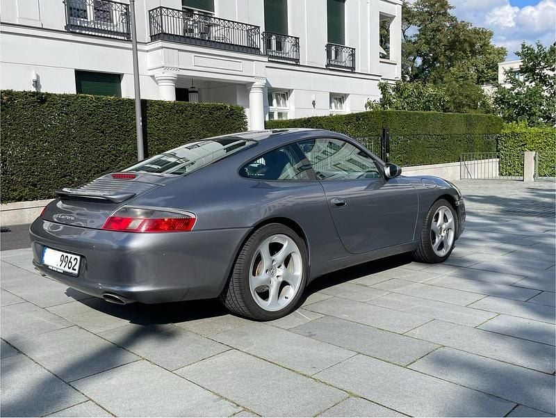 Gebraucht Porsche 911 Carrera 320 PS (235 kW) 2003 Grau Coupé
