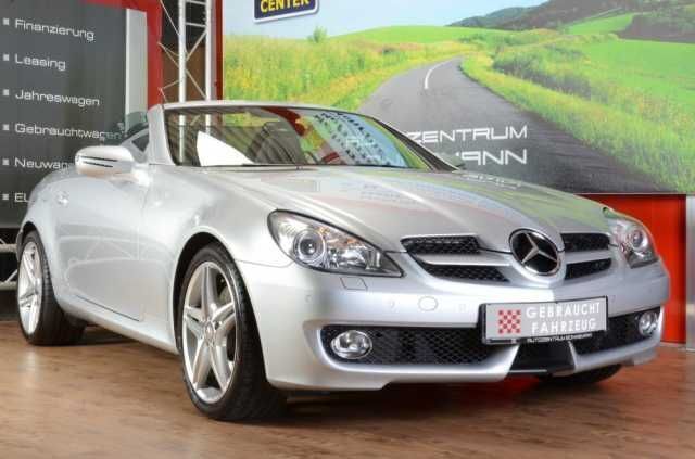 Silber metallic Gebraucht 2009 Mercedes SLK350 Sport Cabrio | 25.900 € - Bild 1/4
