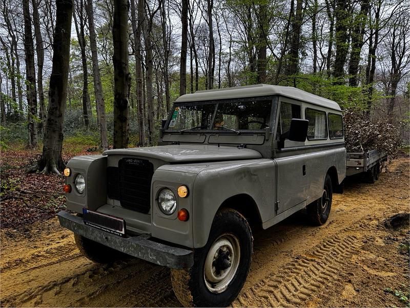 Grau Gebraucht 1981 Land Rover 3 SUV | 13.520 € - Bild 1/4