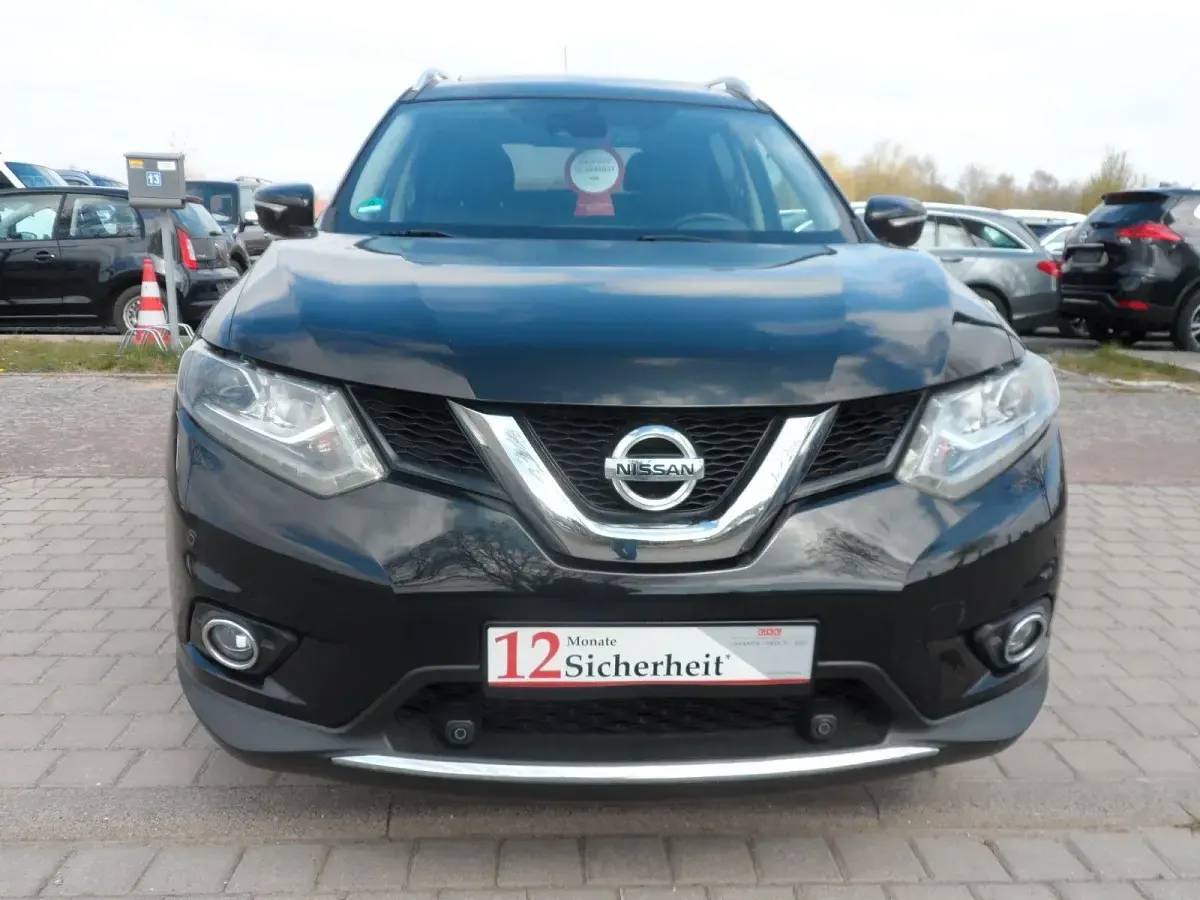 Gebraucht Nissan X-Trail Tekna 131 PS (96 kW) 2015 Schwarz SUV