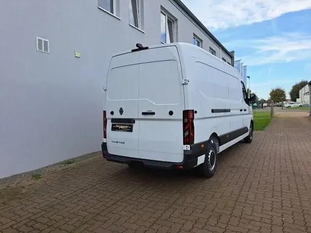 Neu Renault Master 130 PS (95 kW) 2025 Weiß Van