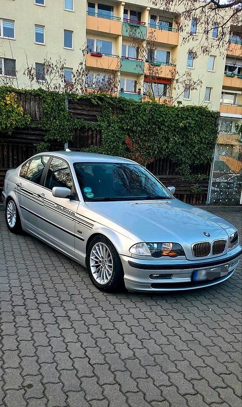 Gebraucht BMW 320 Sport Line 150 PS (110 kW) 1998 Silber Limousine