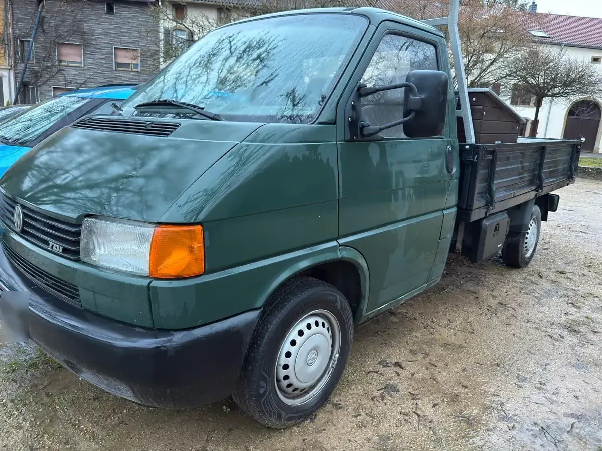 Usata VW T4 102 CV (75 kW) 2001 Verde Furgone