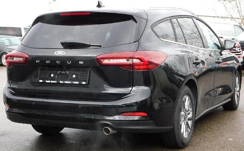 Neu Ford Focus Titanium X 155 PS (114 kW) 2026 Schwarz Limousine