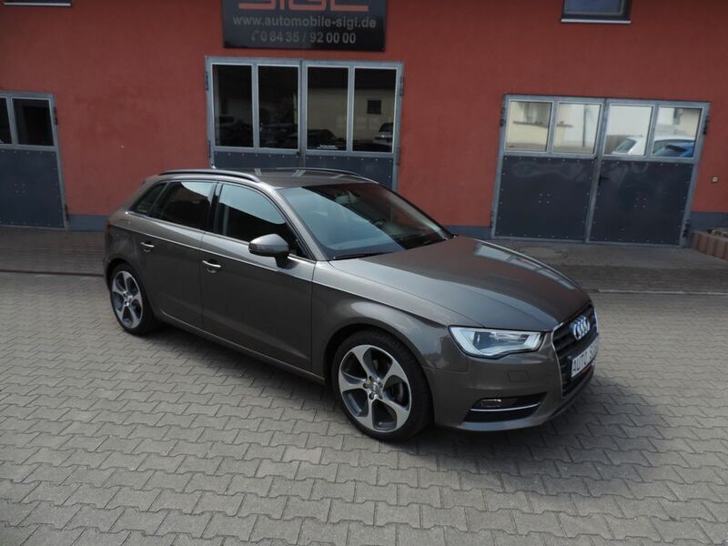 Grau Gebraucht 2014 Audi A3 Ambition Limousine | 8.900 € (Etwas zu teuer) - Bild 1/4