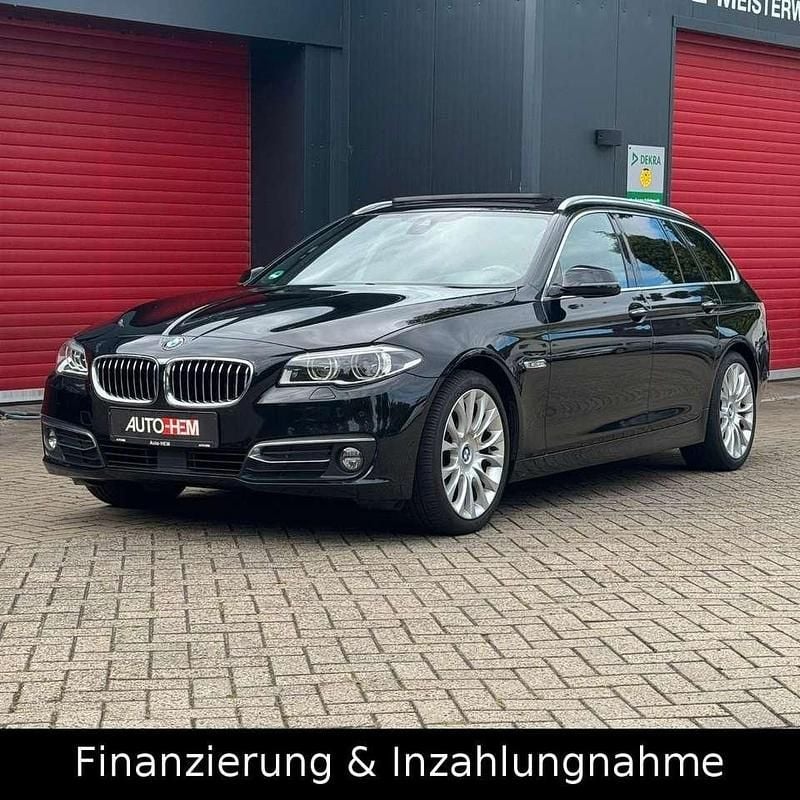 Saphirschwarz Gebraucht 2016 BMW 530 Luxury Line Kombi | 19.800 € (Superpreis) - Bild 1/4